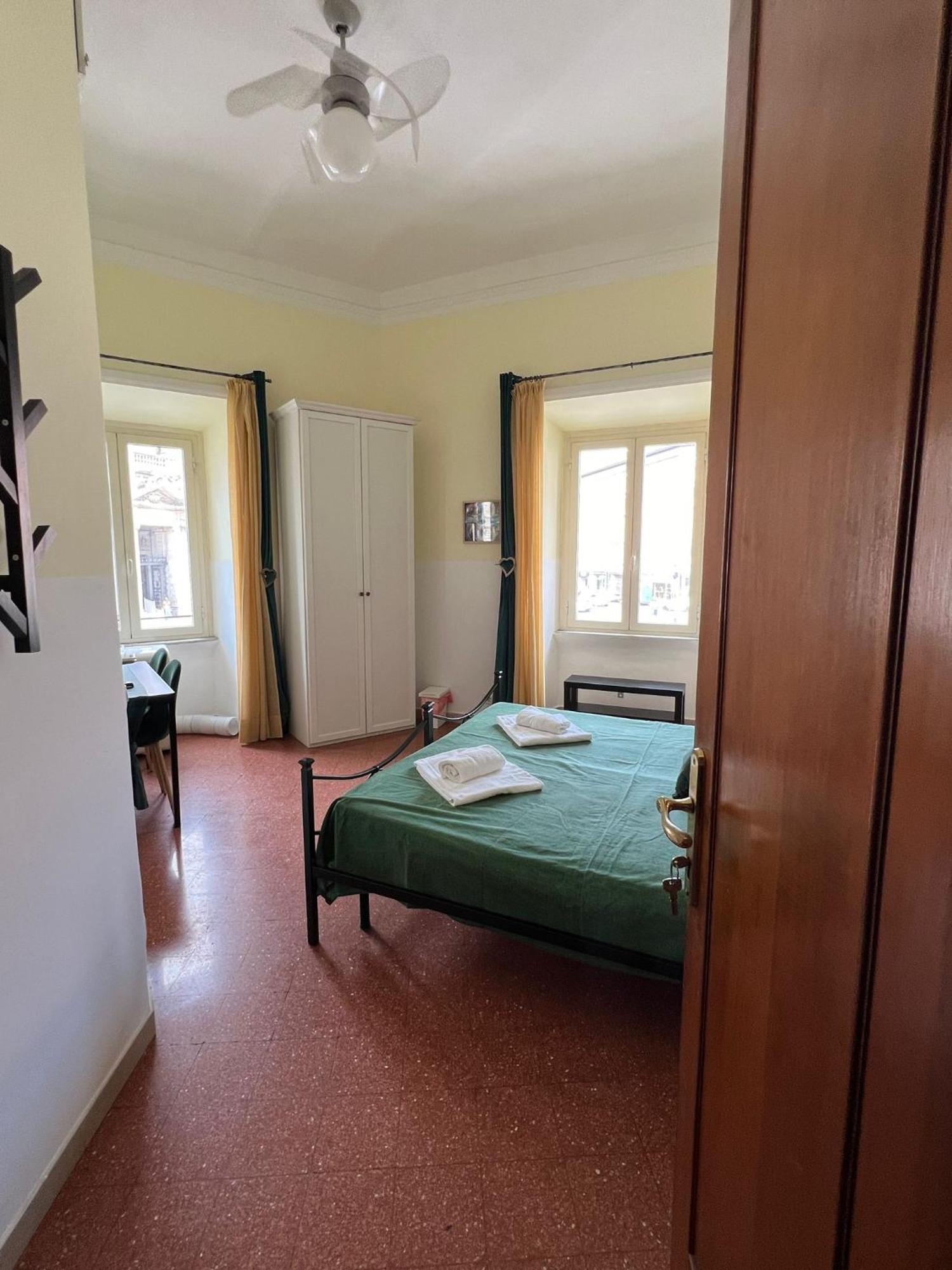 Glam Sm Maggiore Guest House Рим Экстерьер фото